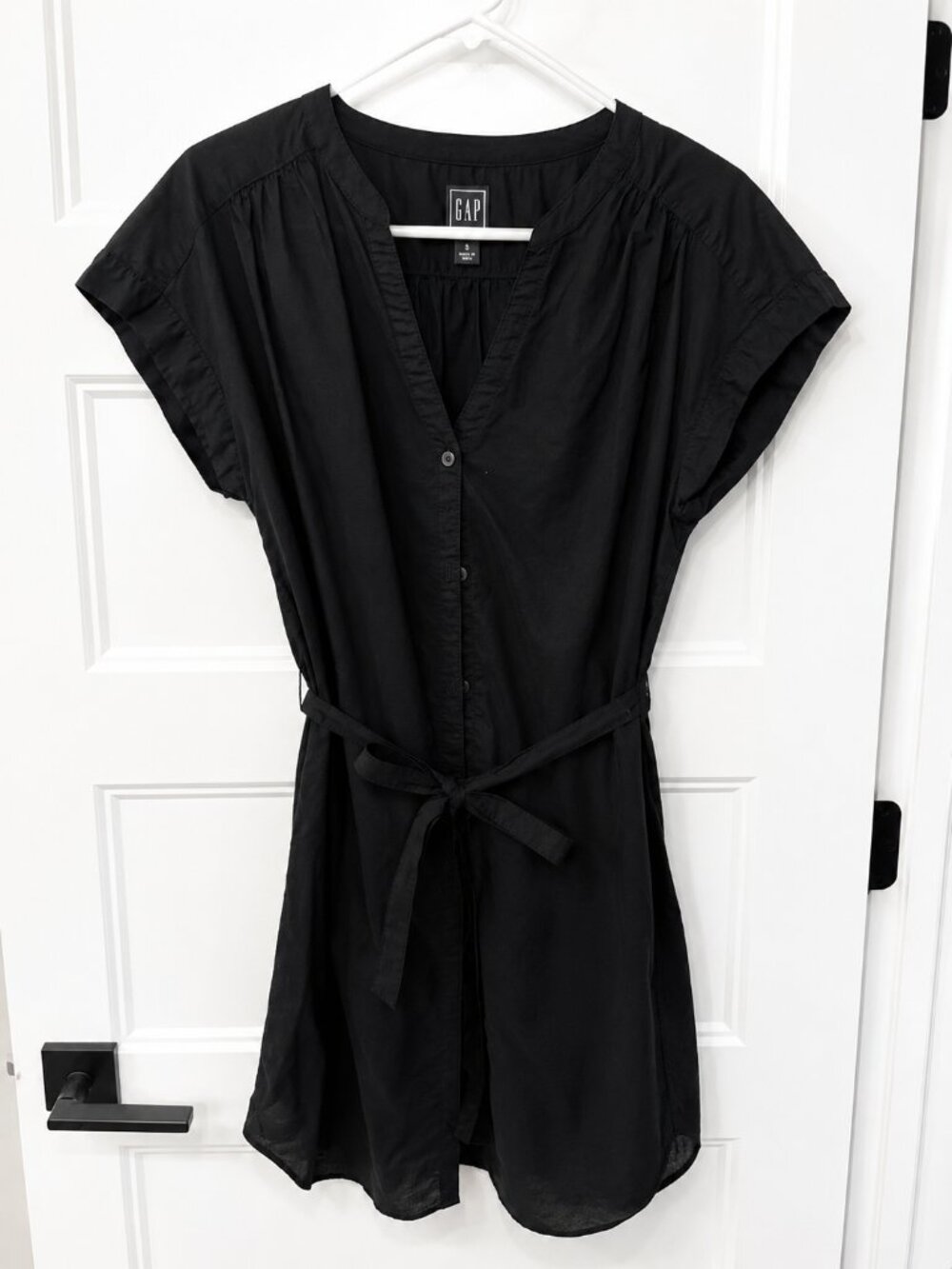 GAP Black Cotton Button Front Midi Dress with Tie Waist